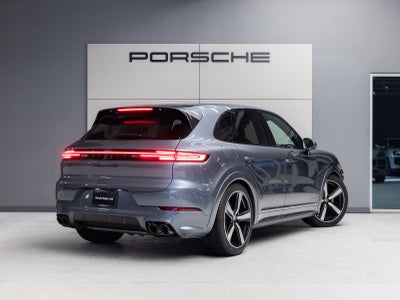 2026 Porsche Cayenne GTS