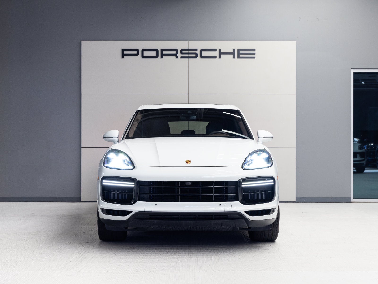 2020 Porsche Cayenne E-Hybrid Turbo S E-Hybrid