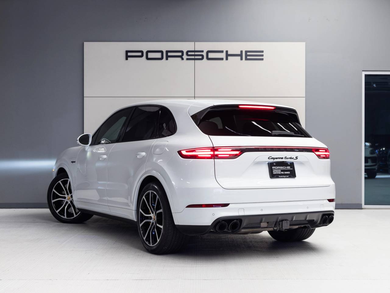 2020 Porsche Cayenne Cayenne Turbo S E-Hybrid
