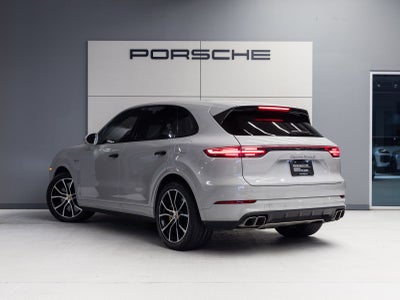 2022 Porsche Cayenne Cayenne Turbo S E-Hybrid