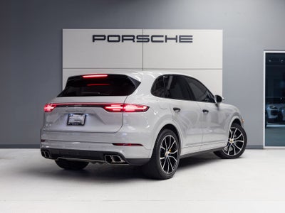 2022 Porsche Cayenne Cayenne Turbo S E-Hybrid