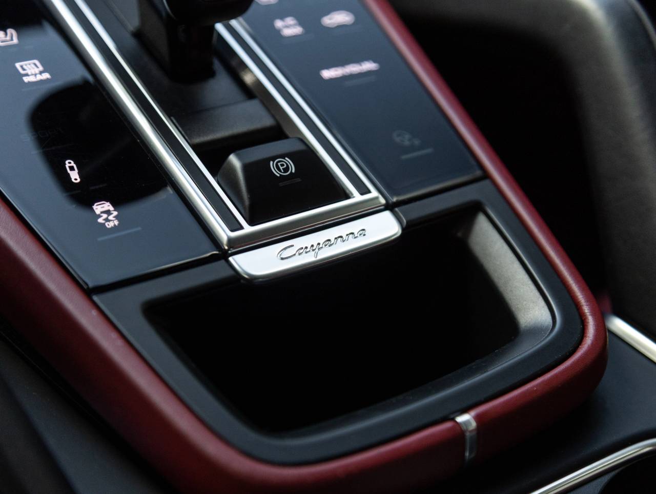 2022 Porsche Cayenne Cayenne Turbo S E-Hybrid