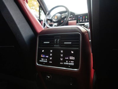 2022 Porsche Cayenne Cayenne Turbo S E-Hybrid