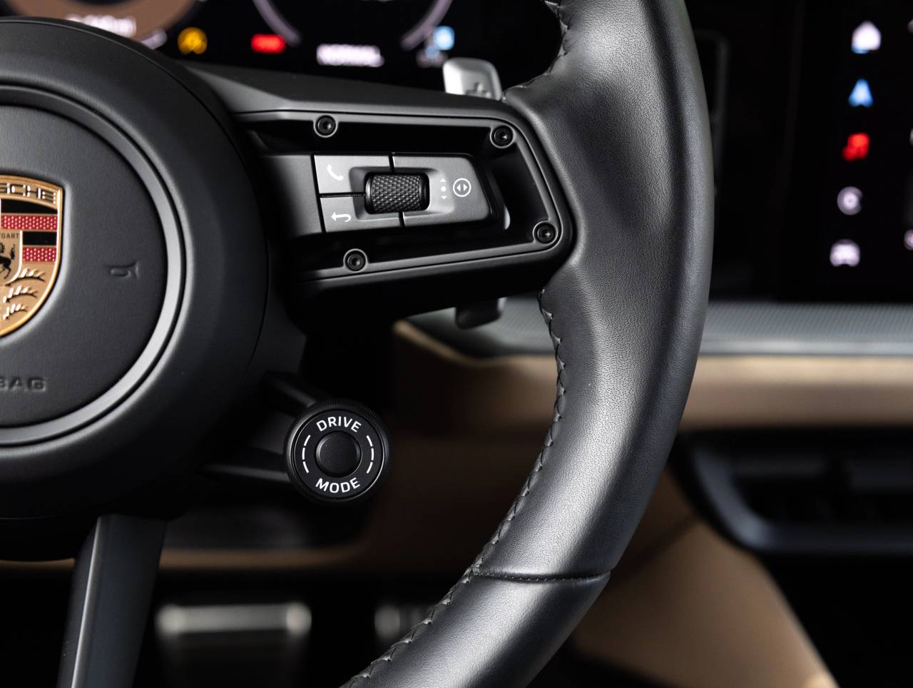 2025 Porsche Cayenne S