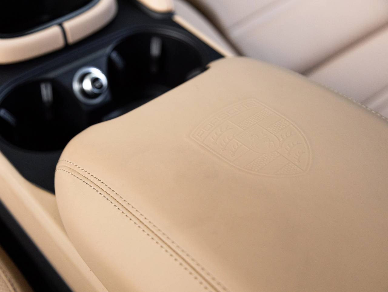 2025 Porsche Cayenne S