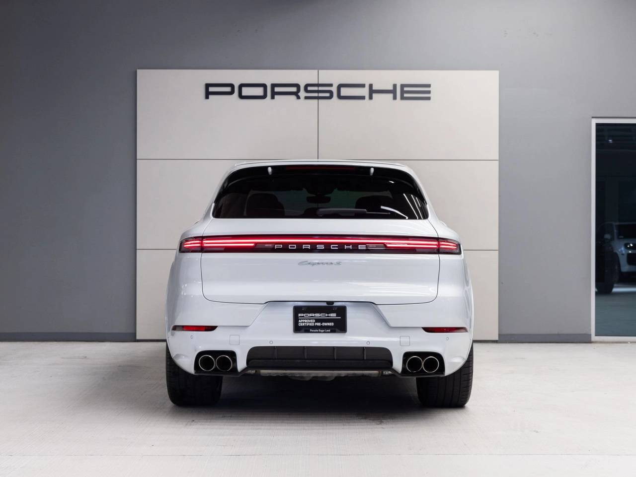 2025 Porsche Cayenne S