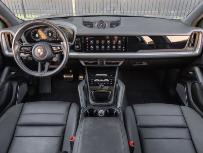 2024 Porsche Cayenne Cayenne S (MY24)