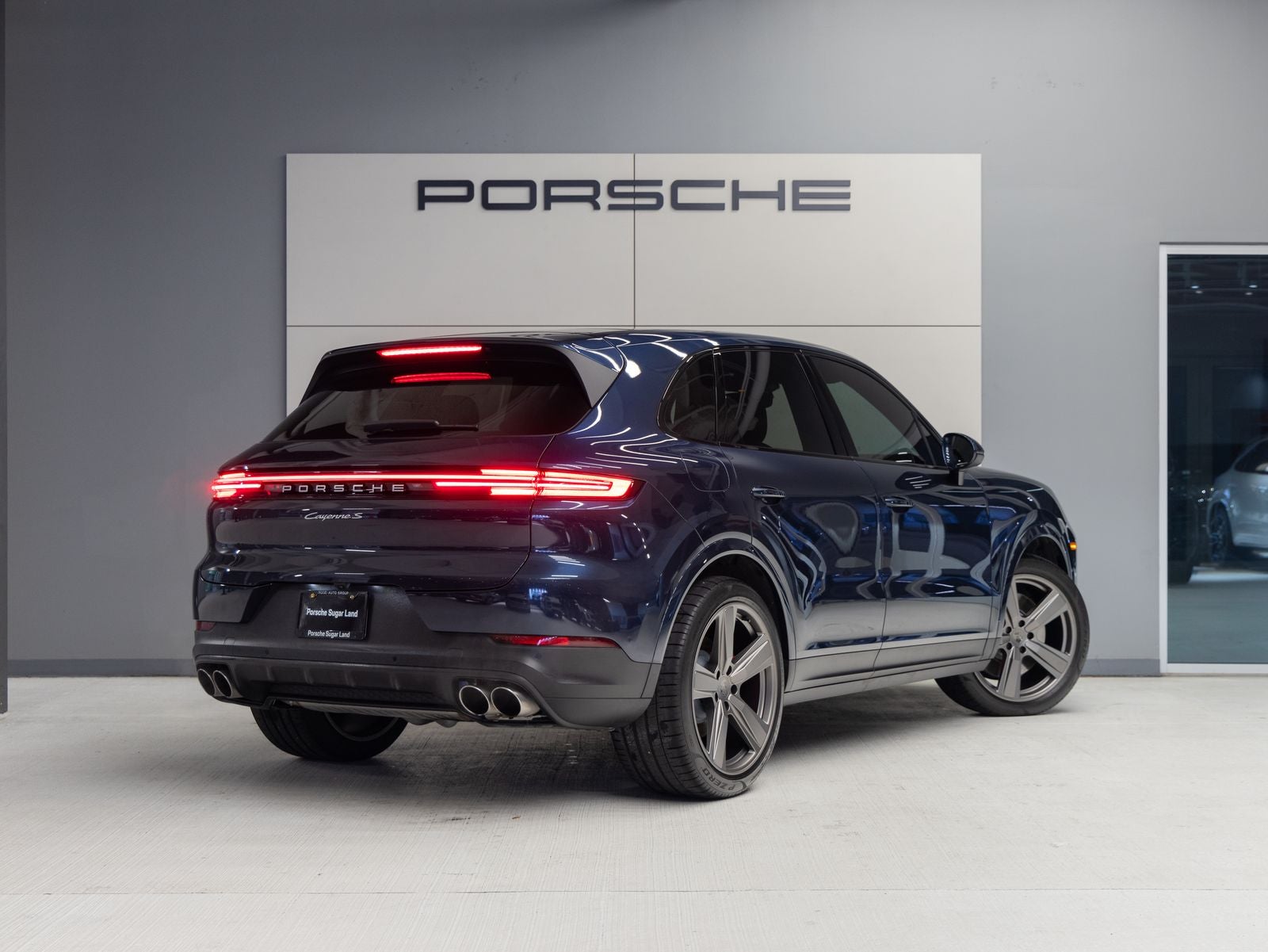 2024 Porsche Cayenne Cayenne S (MY24)