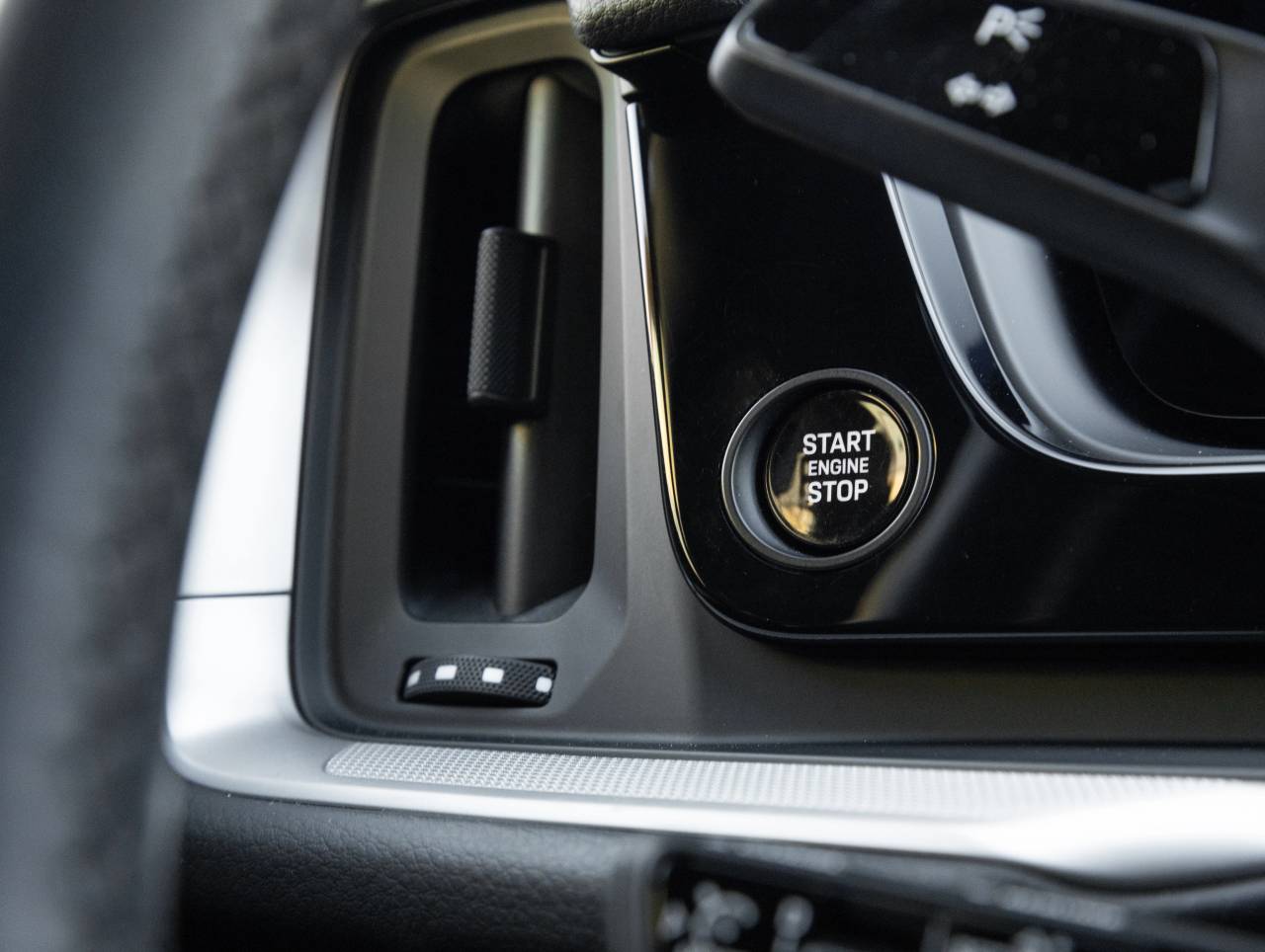 2024 Porsche Cayenne Cayenne S (MY24)