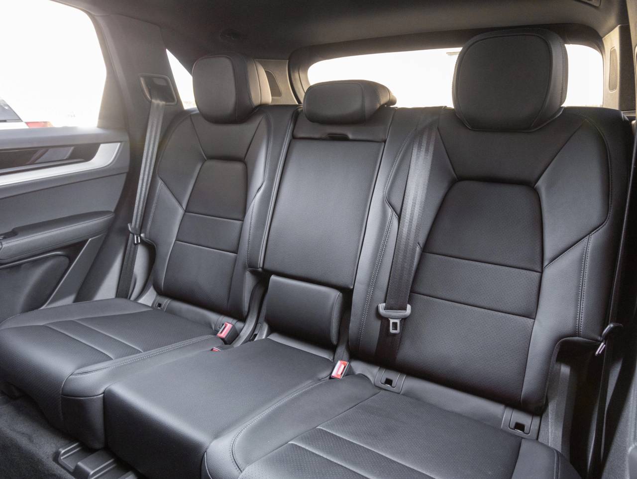 2024 Porsche Cayenne Cayenne S (MY24)