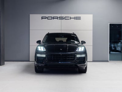 2025 Porsche Cayenne Turbo E-Hybrid