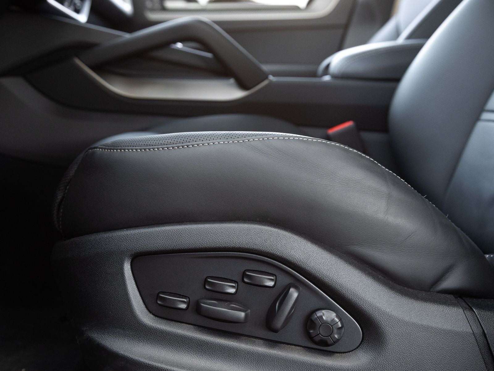 2025 Porsche Cayenne Turbo E-Hybrid