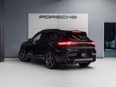 2025 Porsche Cayenne Turbo E-Hybrid