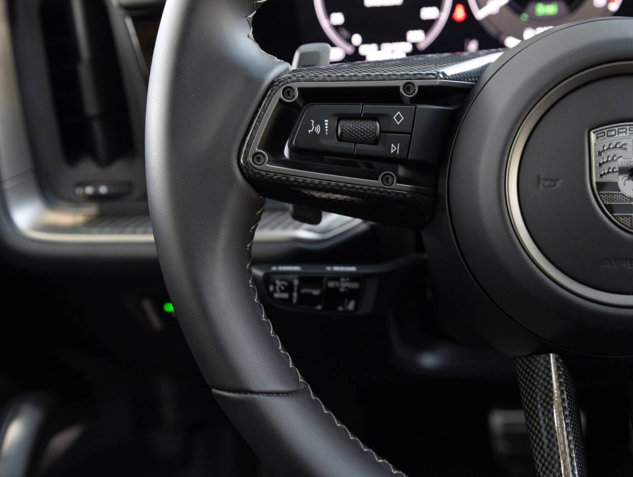 2025 Porsche Cayenne Turbo E-Hybrid