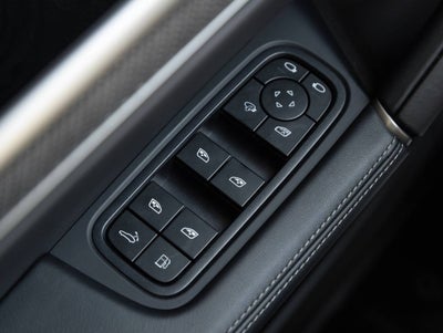 2025 Porsche Cayenne Turbo E-Hybrid