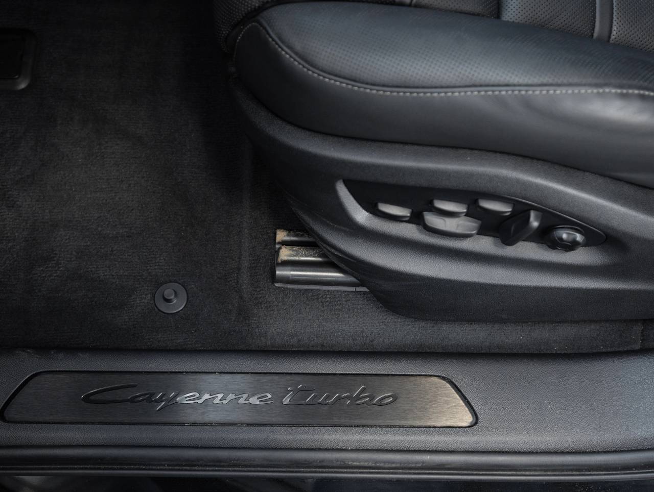 2025 Porsche Cayenne Turbo E-Hybrid