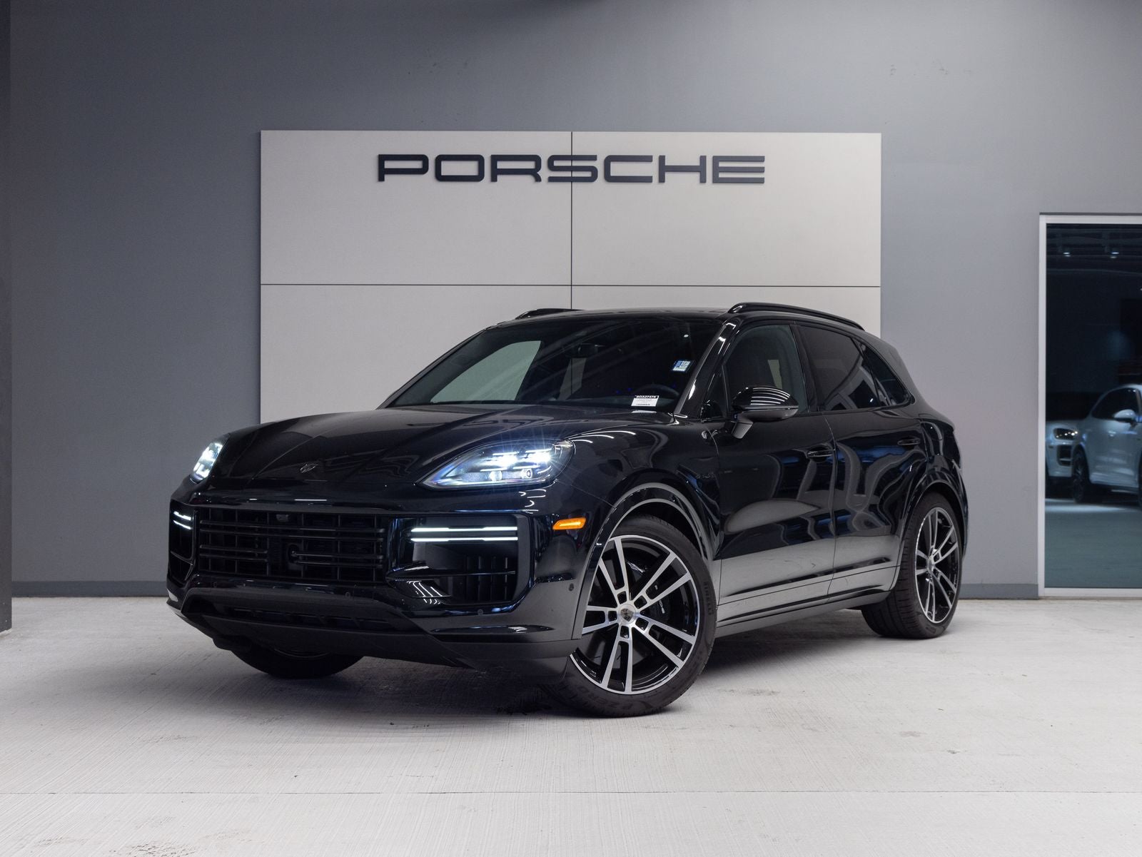 2025 Porsche Cayenne Turbo E-Hybrid
