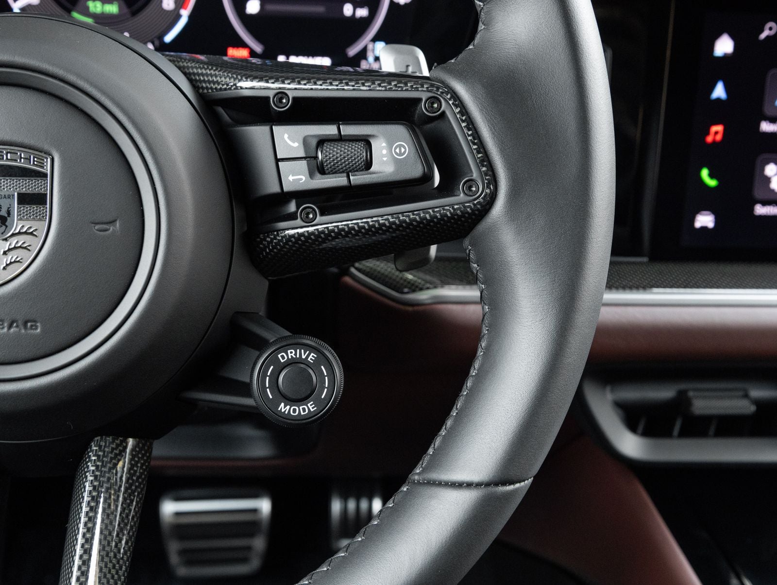 2025 Porsche Cayenne Turbo E-Hybrid