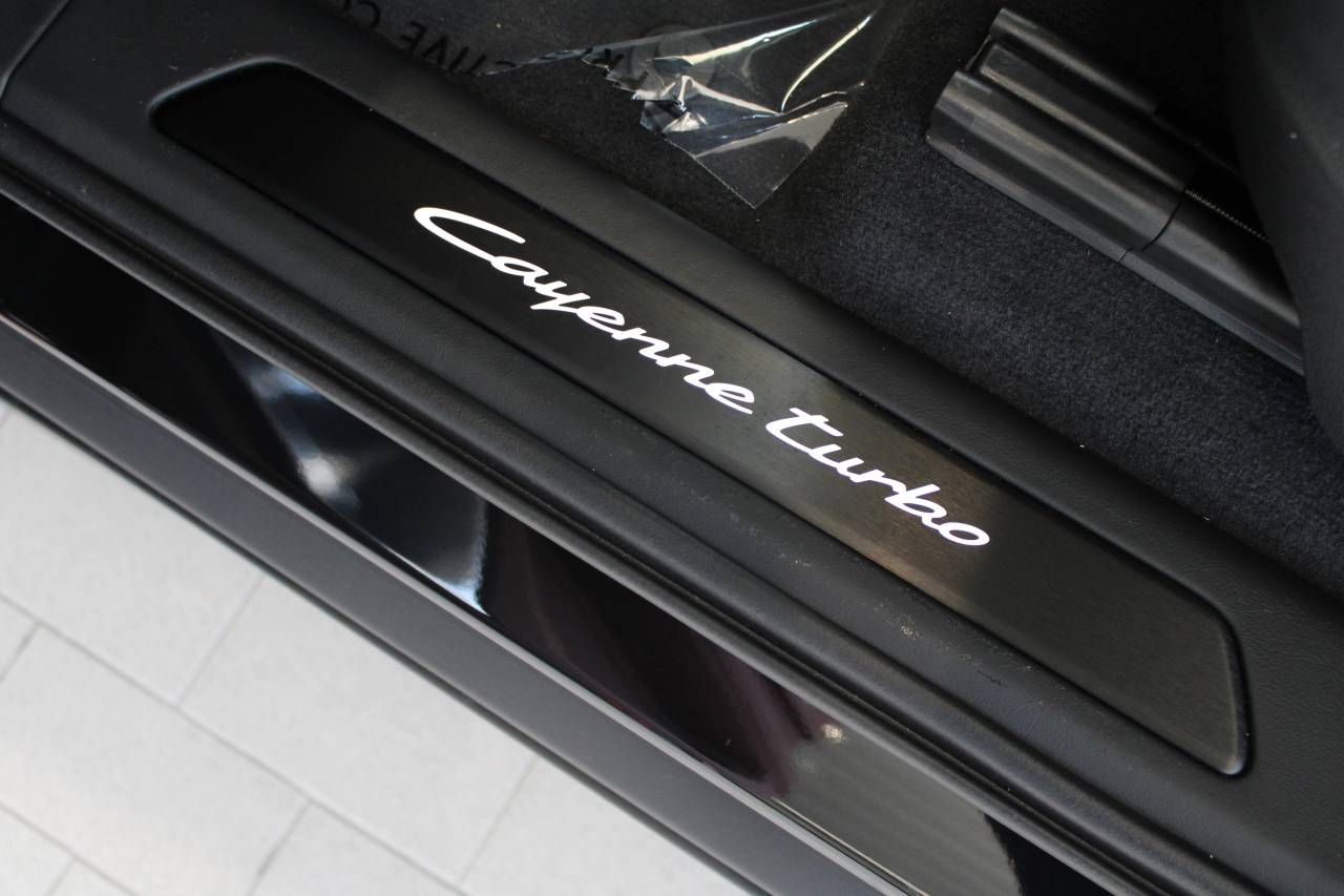 2025 Porsche Cayenne Turbo E-Hybrid