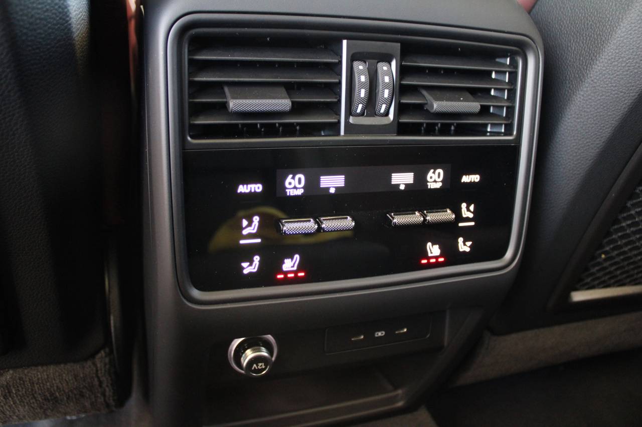 2025 Porsche Cayenne Turbo E-Hybrid