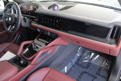 2025 Porsche Cayenne Turbo E-Hybrid