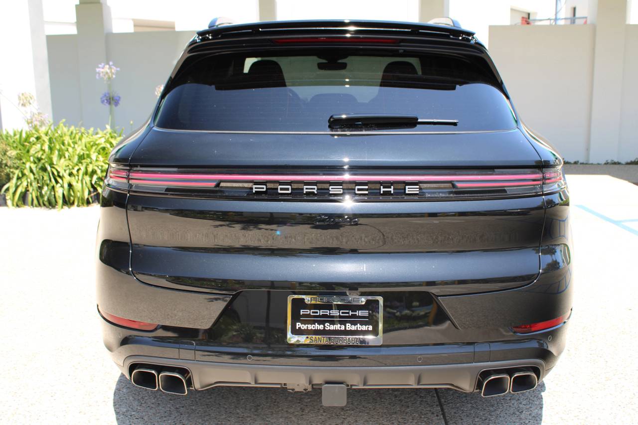 2025 Porsche Cayenne Turbo E-Hybrid