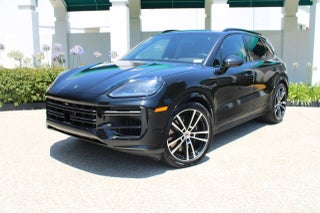 2025 Porsche Cayenne Turbo E-Hybrid
