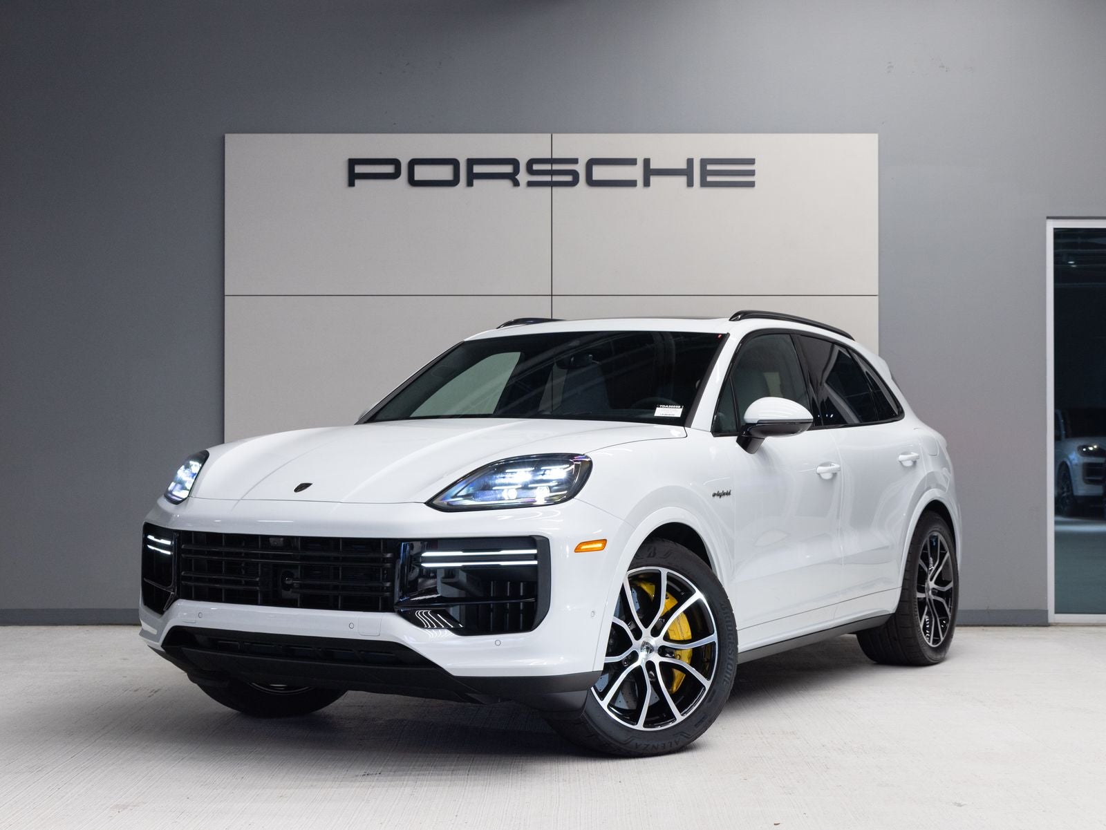 2026 Porsche Cayenne Turbo E-Hybrid