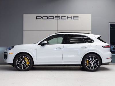 2026 Porsche Cayenne Turbo E-Hybrid