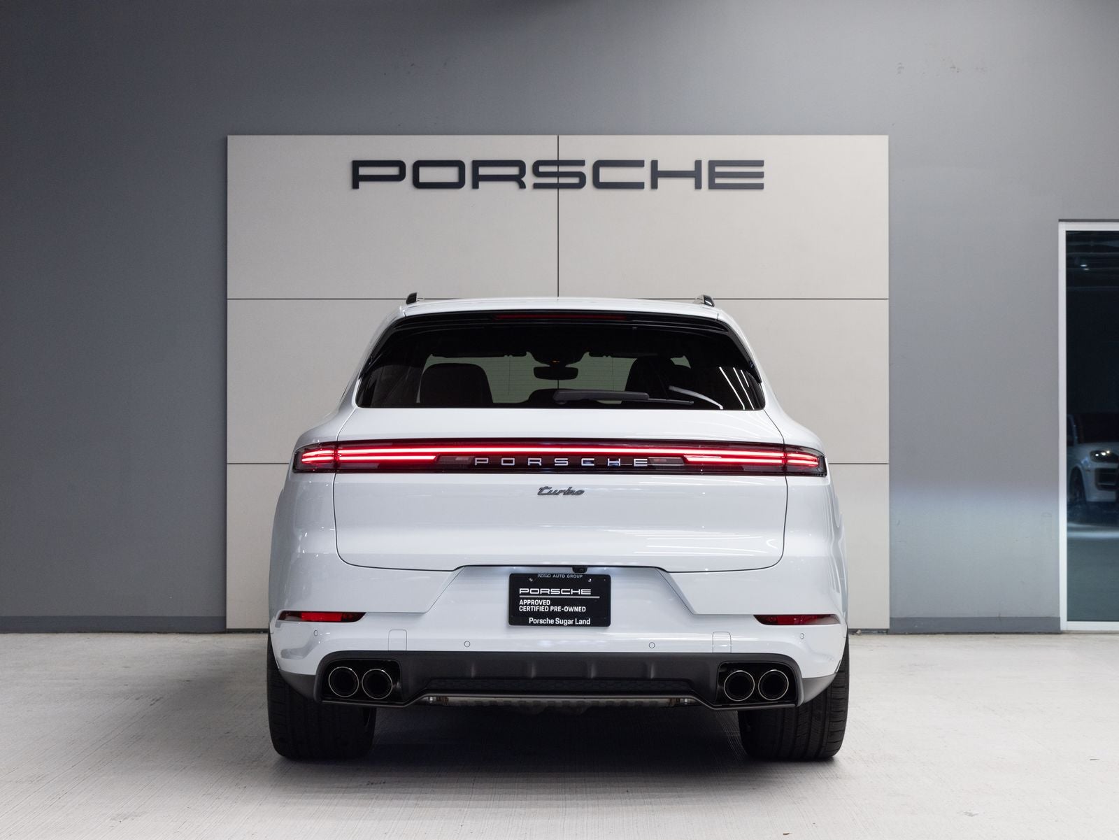 2026 Porsche Cayenne Turbo E-Hybrid