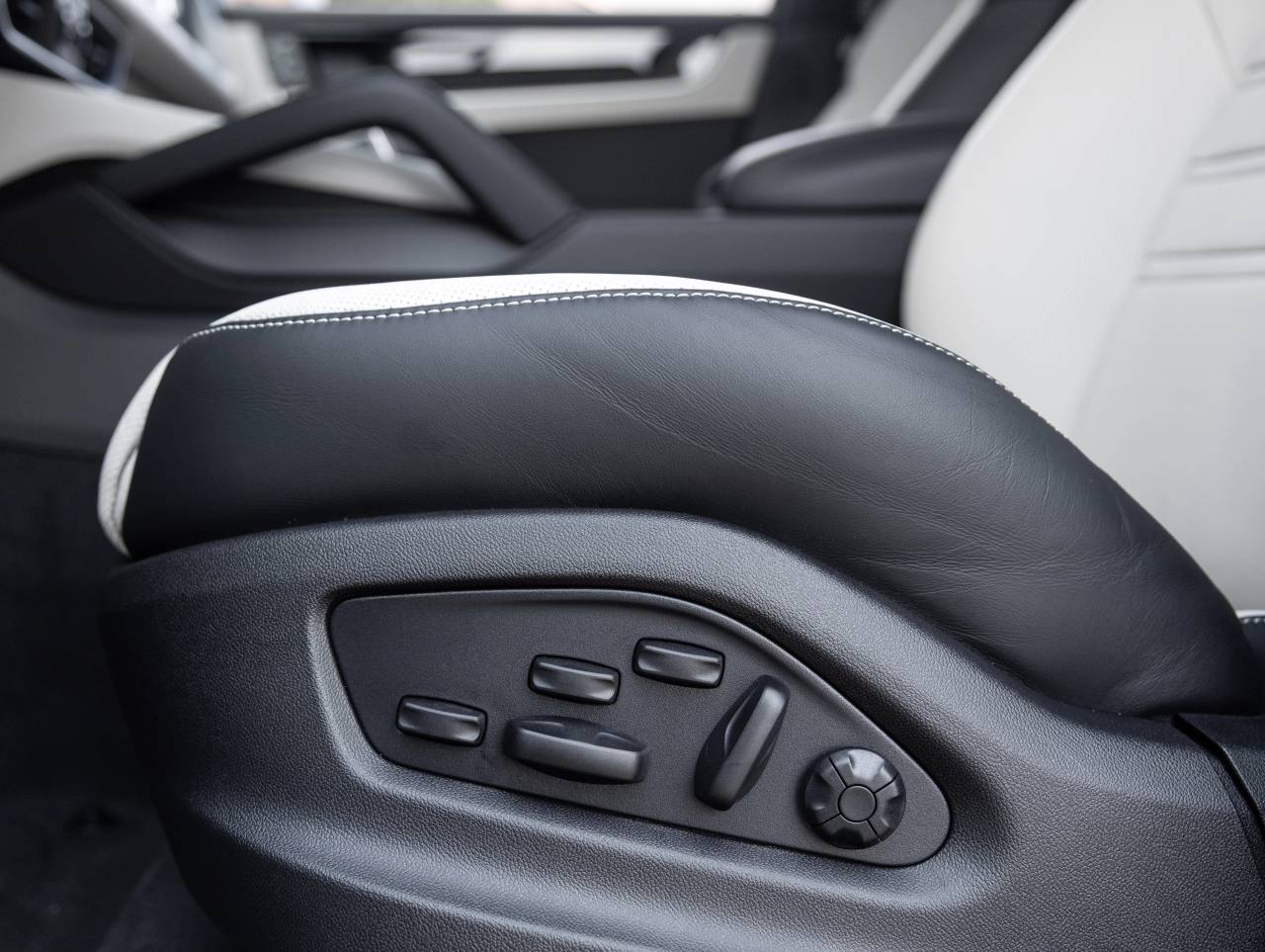 2026 Porsche Cayenne Turbo E-Hybrid