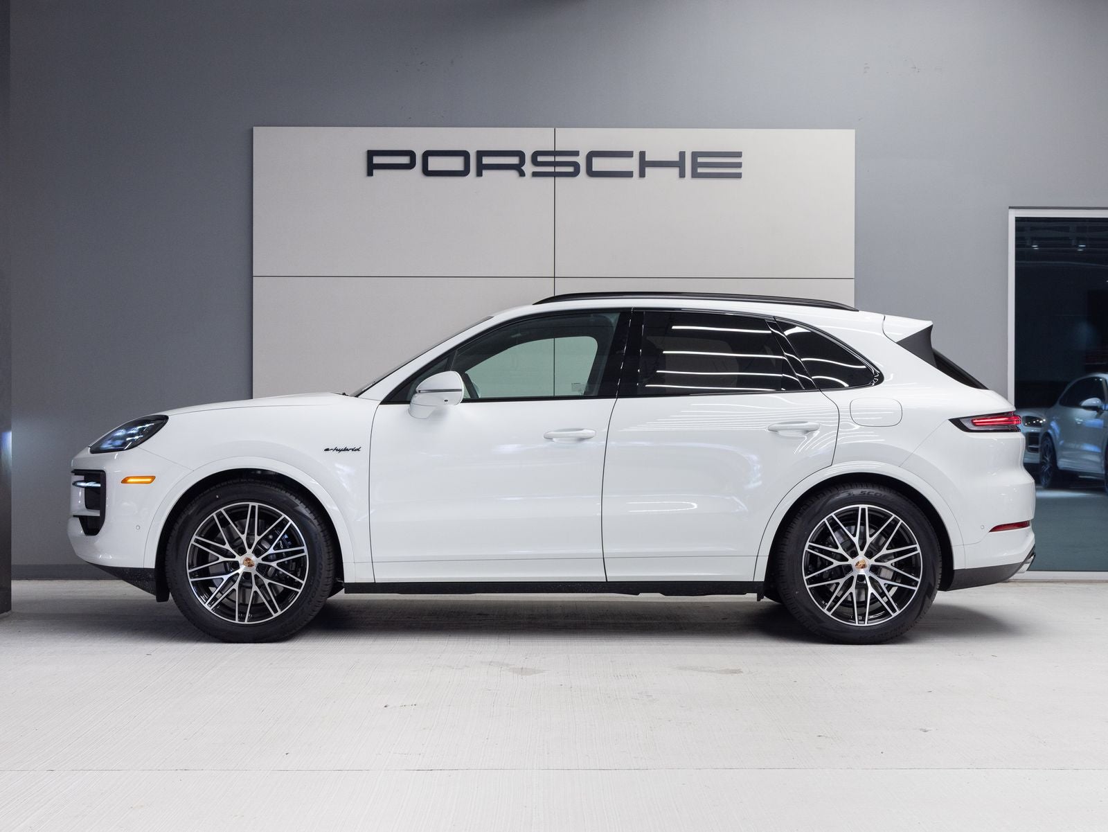 2026 Porsche Cayenne S E-Hybrid