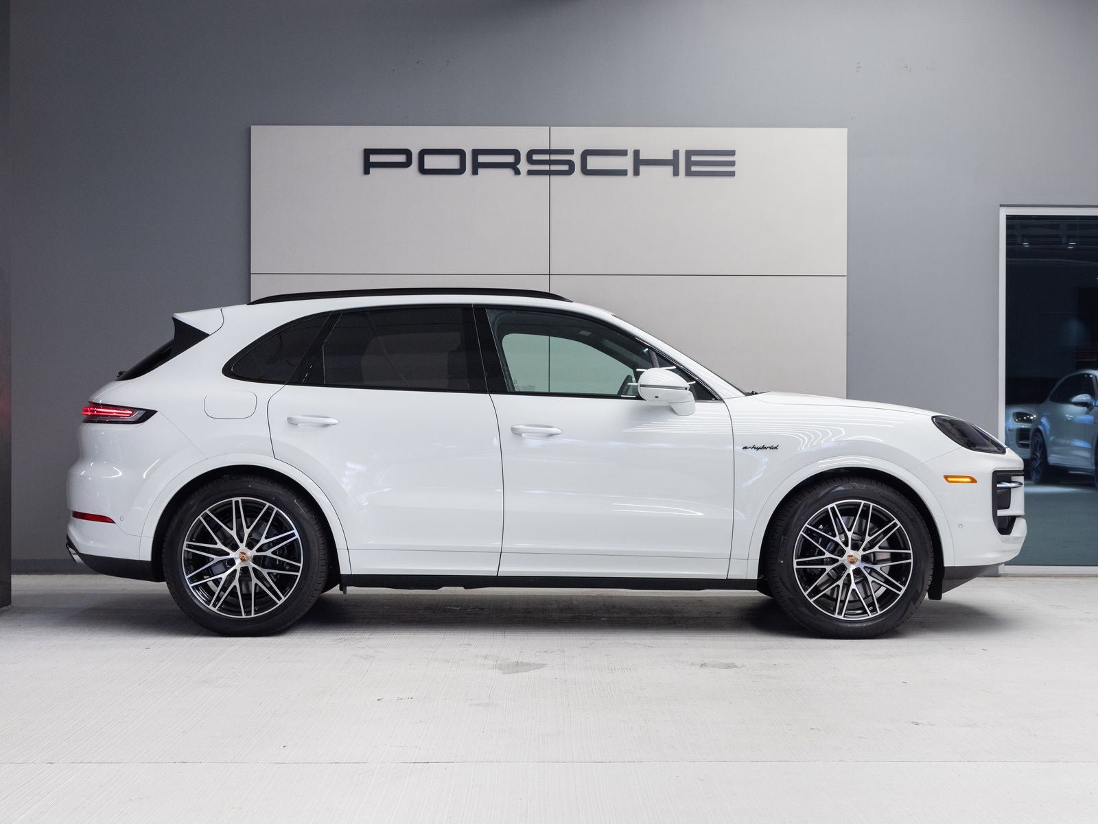 2026 Porsche Cayenne S E-Hybrid