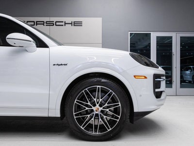2026 Porsche Cayenne S E-Hybrid