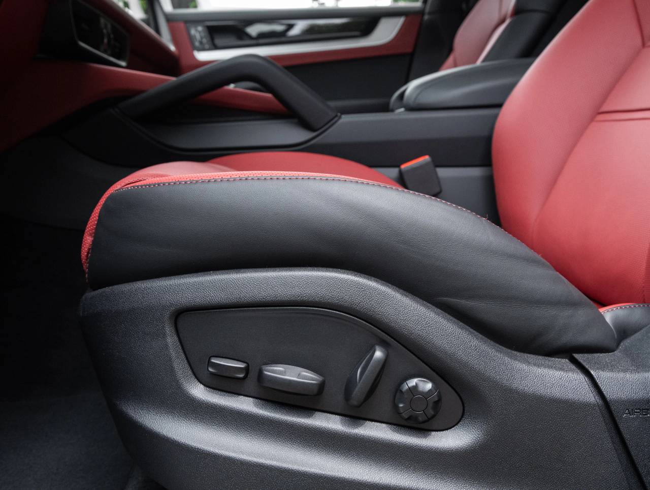 2026 Porsche Cayenne S E-Hybrid