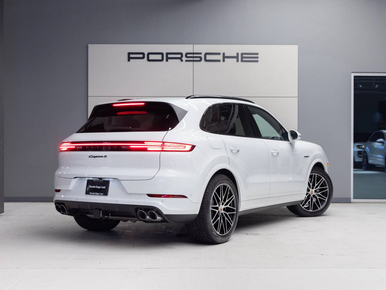 2026 Porsche Cayenne S E-Hybrid
