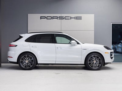 2026 Porsche Cayenne S E-Hybrid