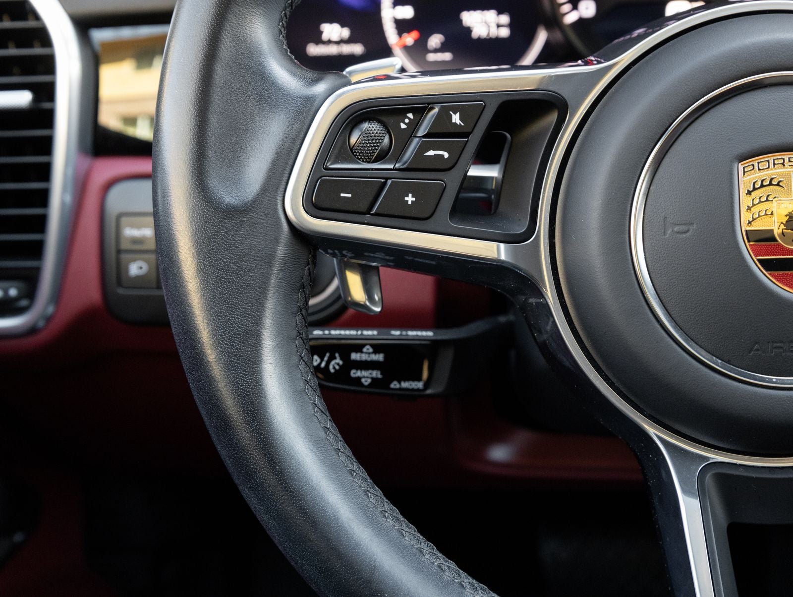 2023 Porsche Cayenne Cayenne Coupe Platinum Edition