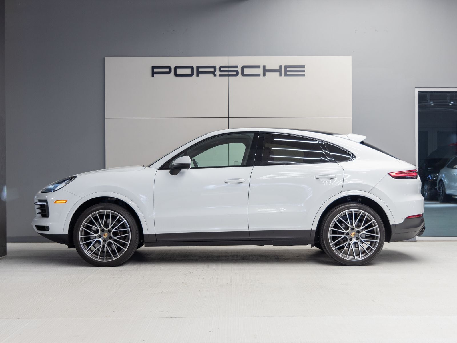 2023 Porsche Cayenne Cayenne Coupe Platinum Edition