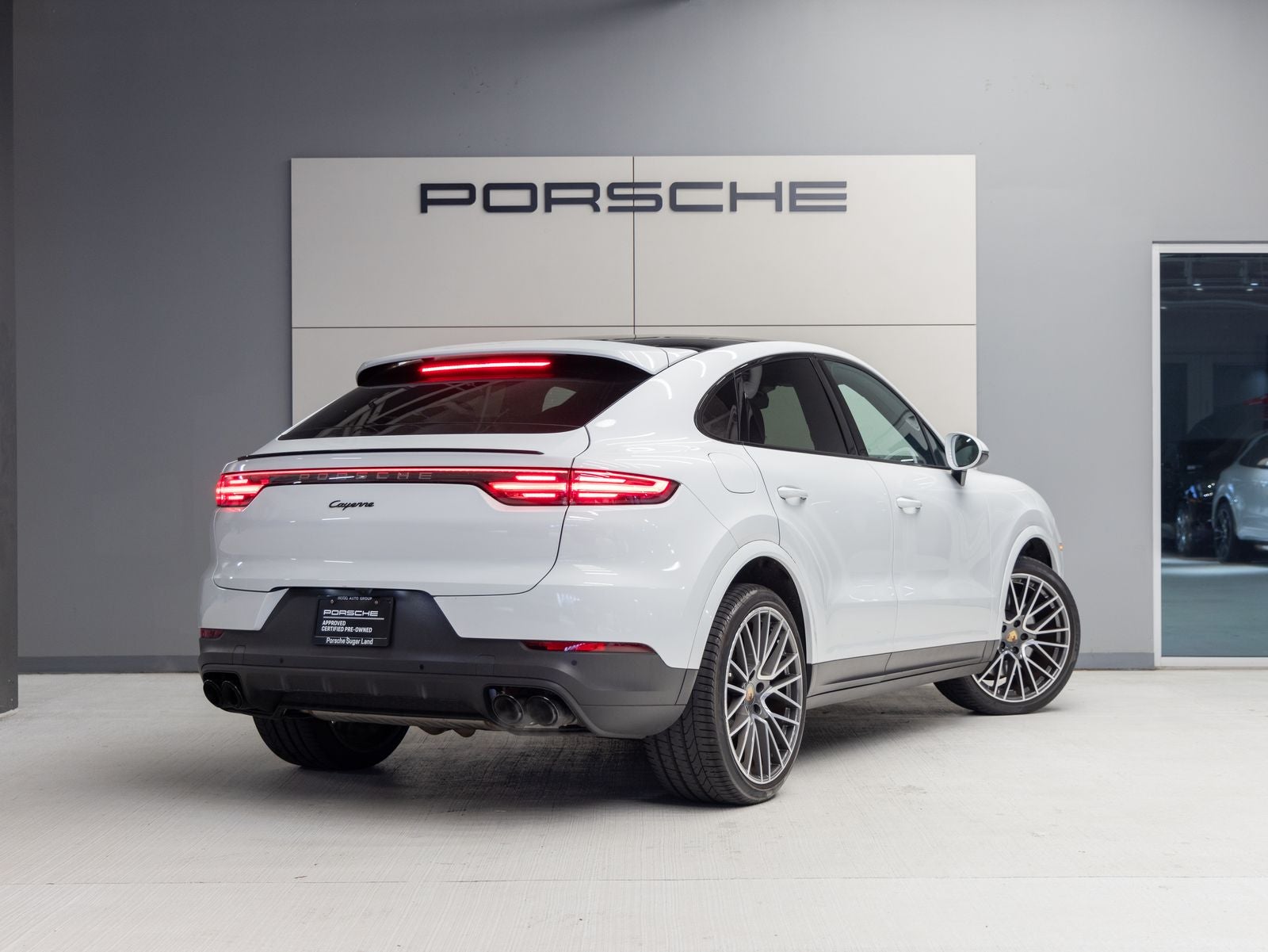 2023 Porsche Cayenne Cayenne Coupe Platinum Edition