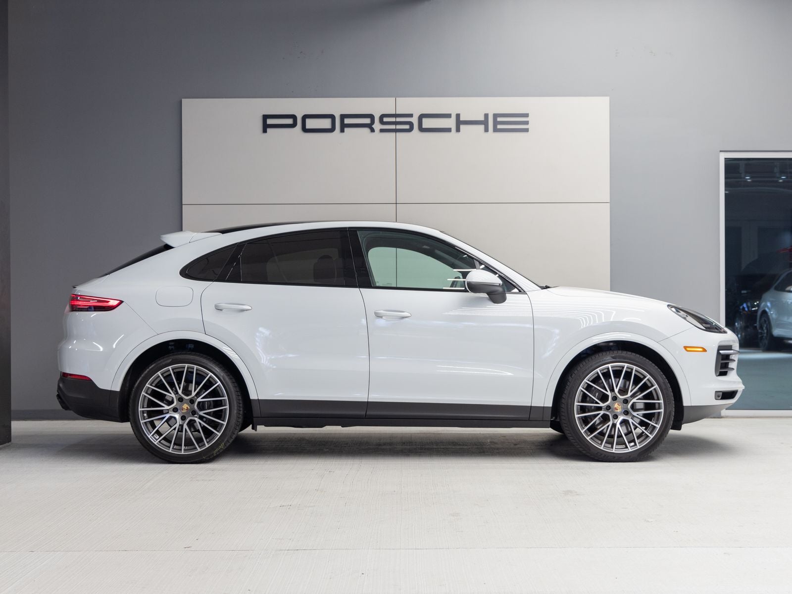 2023 Porsche Cayenne Cayenne Coupe Platinum Edition