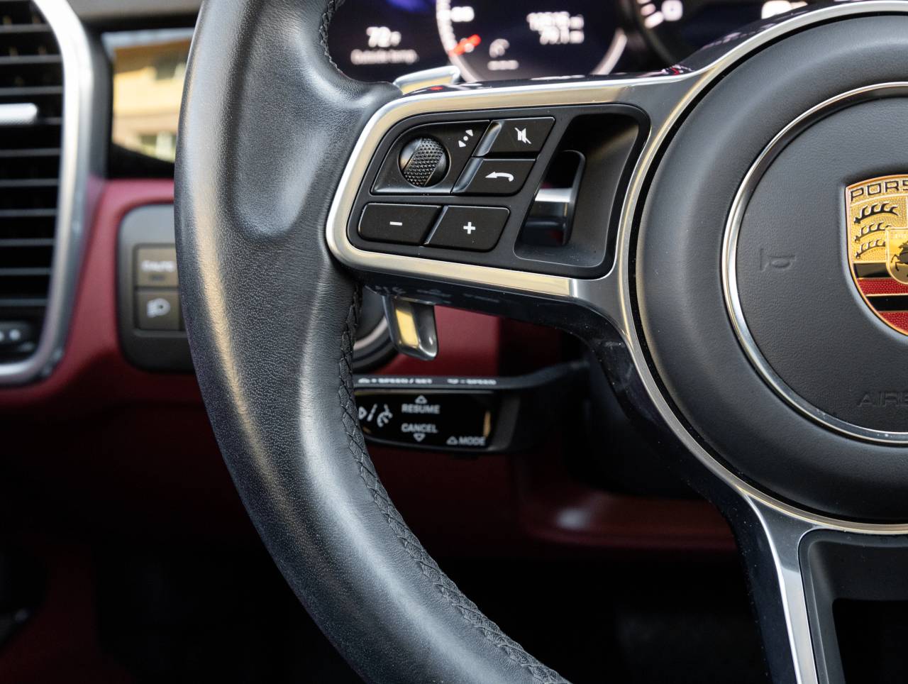 2023 Porsche Cayenne Cayenne Coupe Platinum Edition