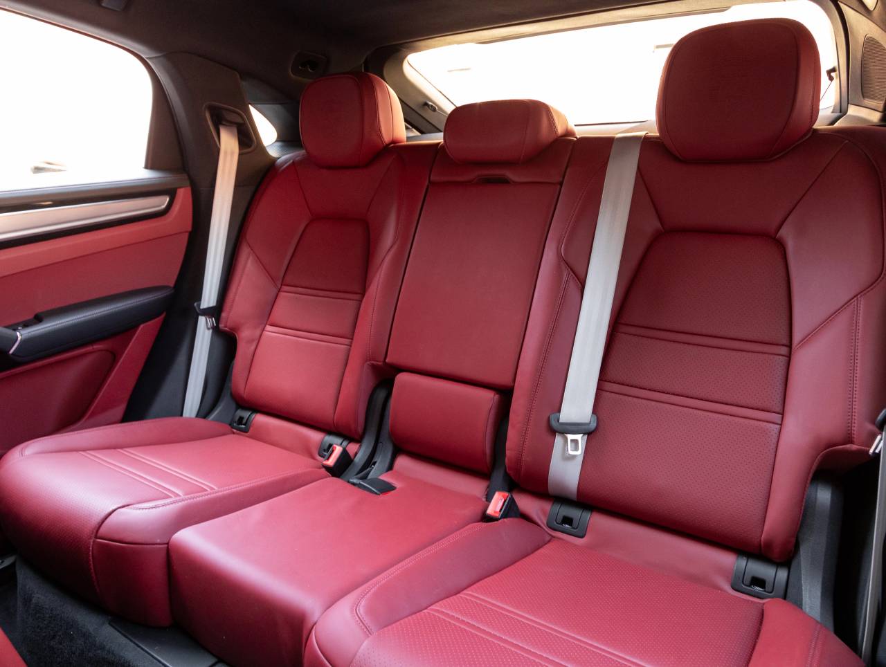 2023 Porsche Cayenne Cayenne Coupe Platinum Edition