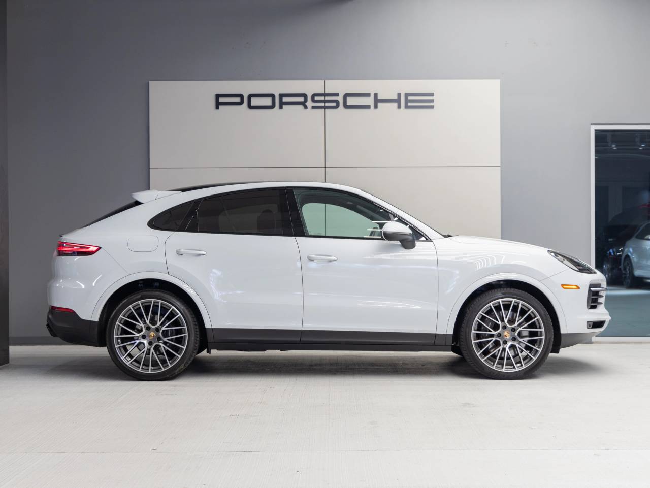2023 Porsche Cayenne Cayenne Coupe Platinum Edition