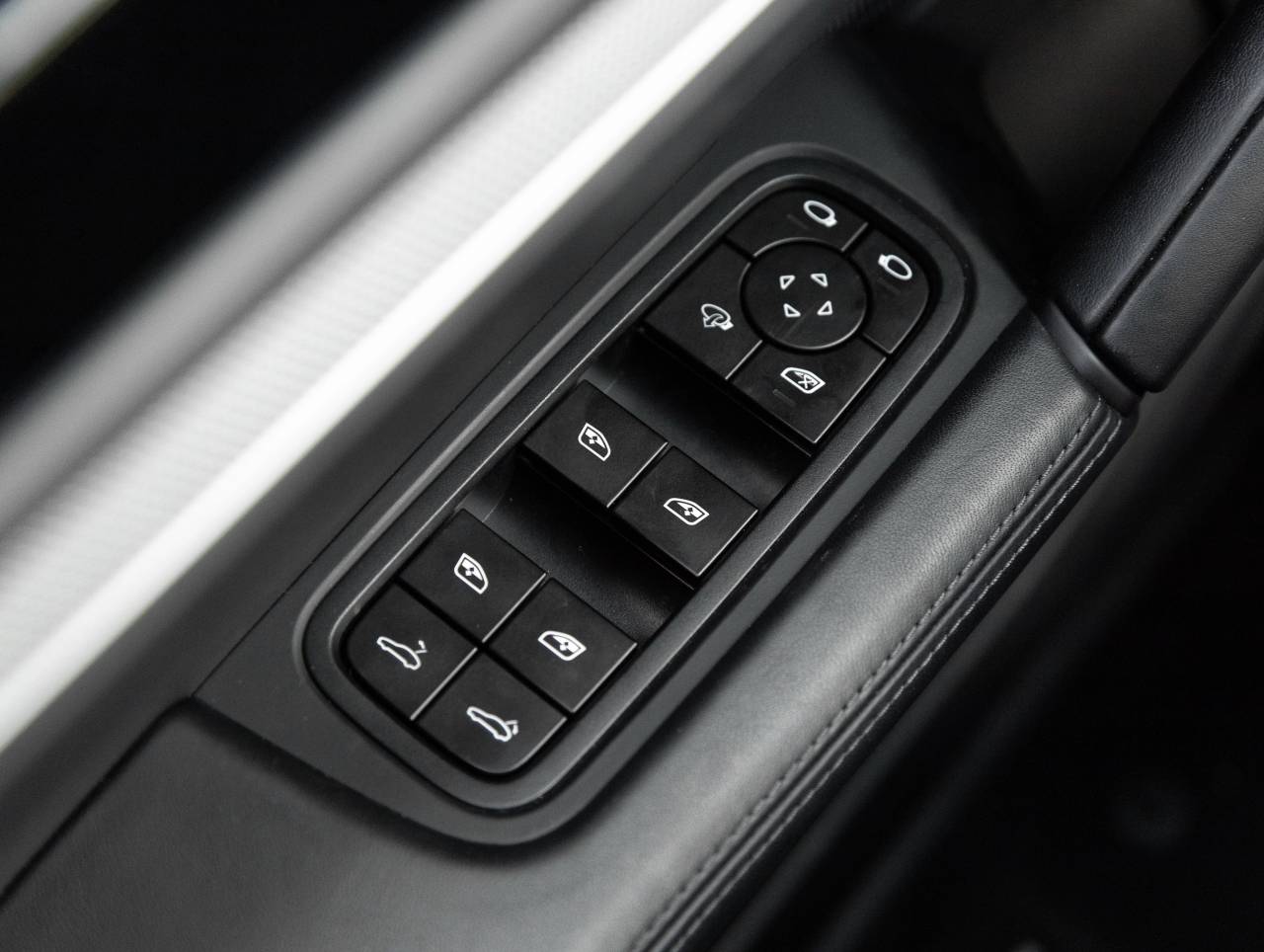 2024 Porsche Cayenne Cayenne Coupe