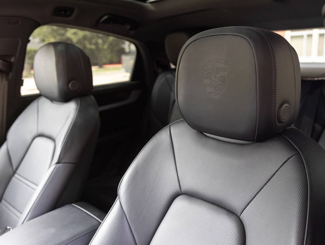 2024 Porsche Cayenne Cayenne Coupe