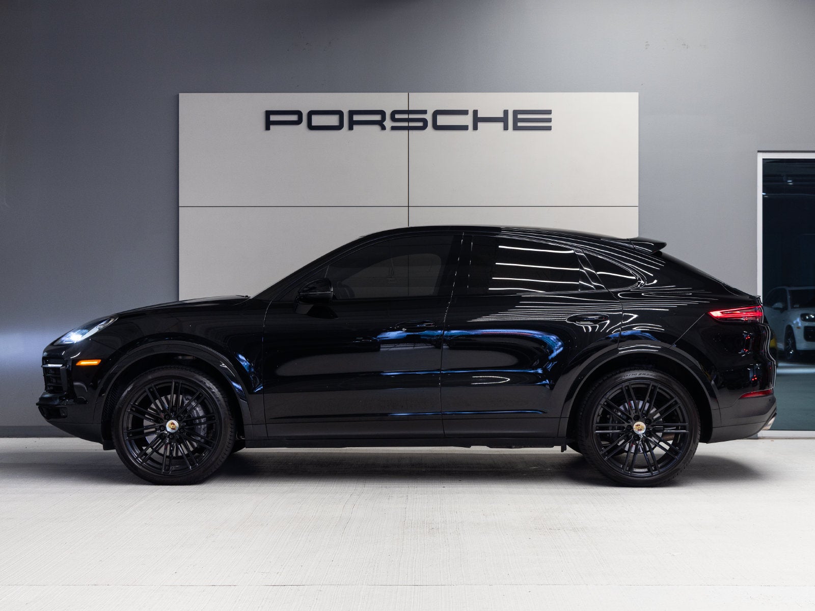 2023 Porsche Cayenne Cayenne Coupe