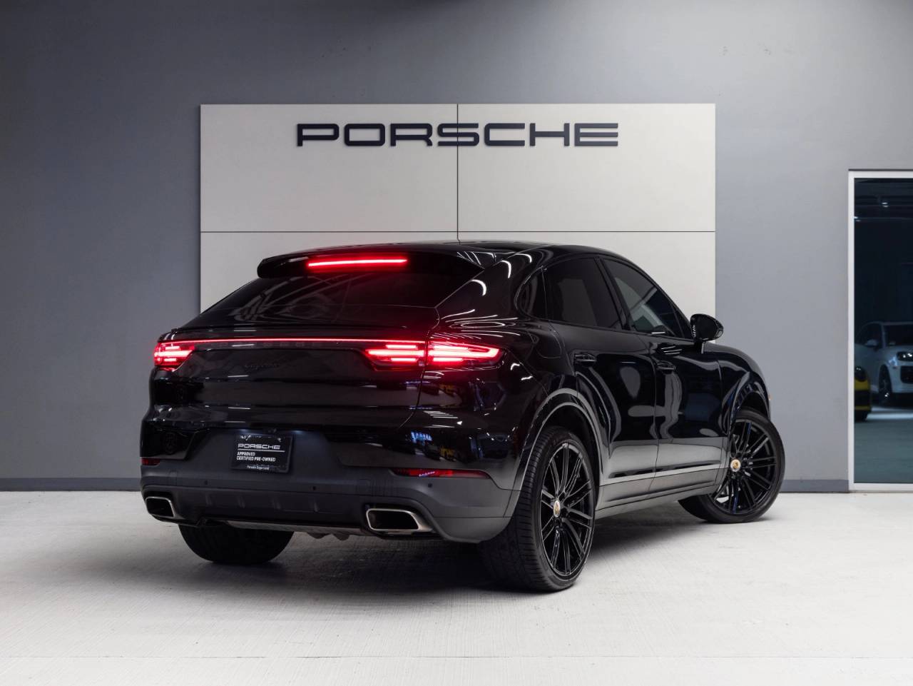 2023 Porsche Cayenne Cayenne Coupe