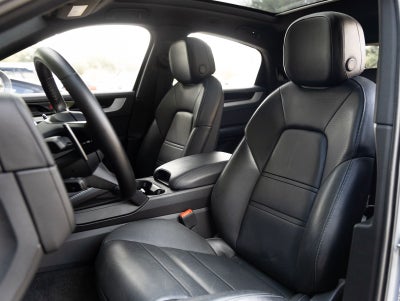 2024 Porsche Cayenne Cayenne Coupe