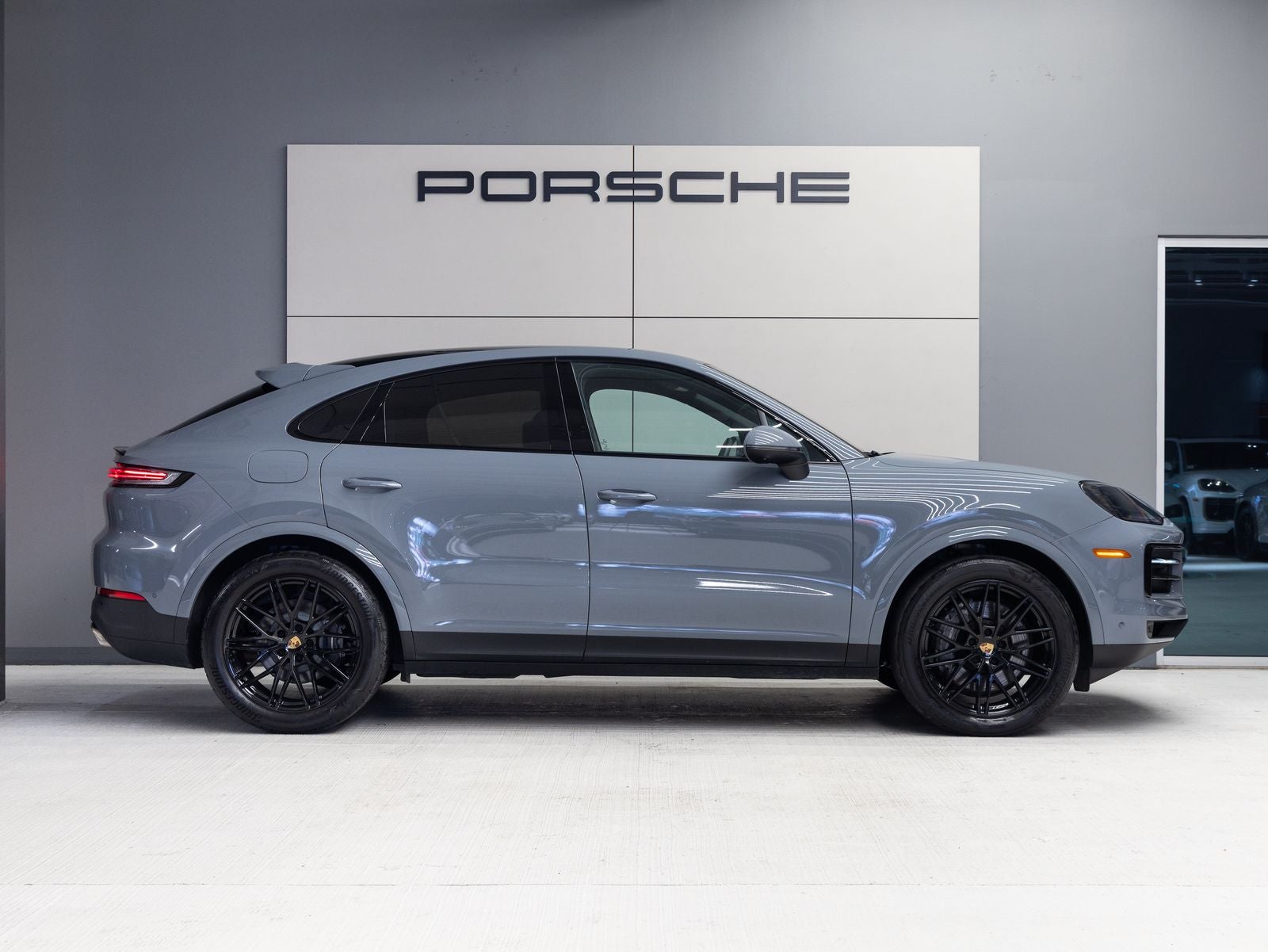 2024 Porsche Cayenne Cayenne Coupe